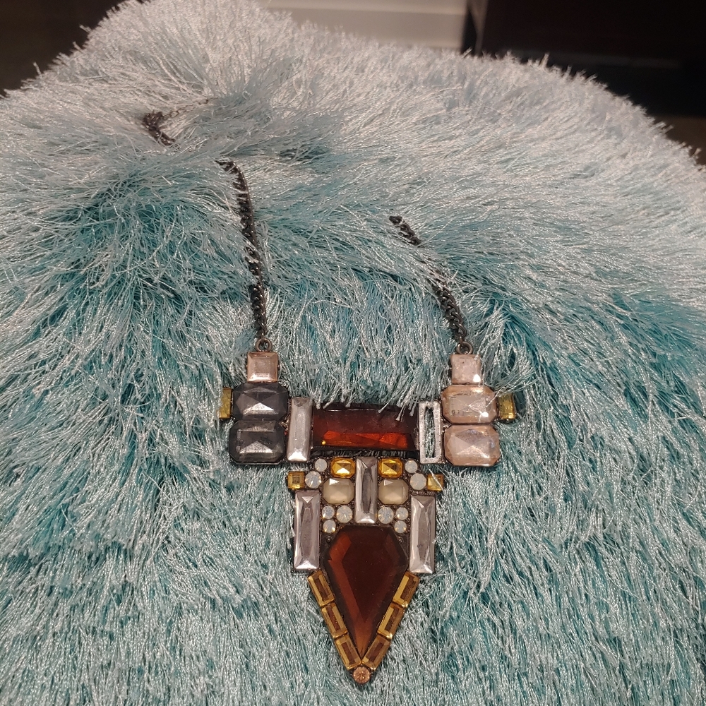 Costume rhinestone necklace